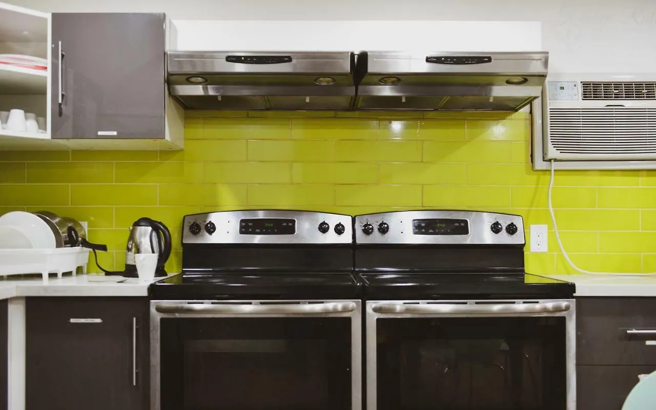 Kensington College Backpackers Hostel Toronto