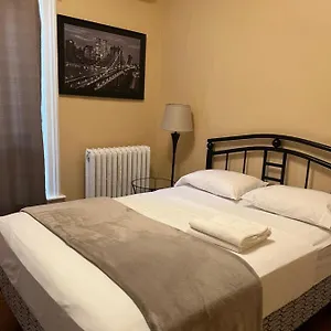 Maison d'hôtes Adas, Toronto