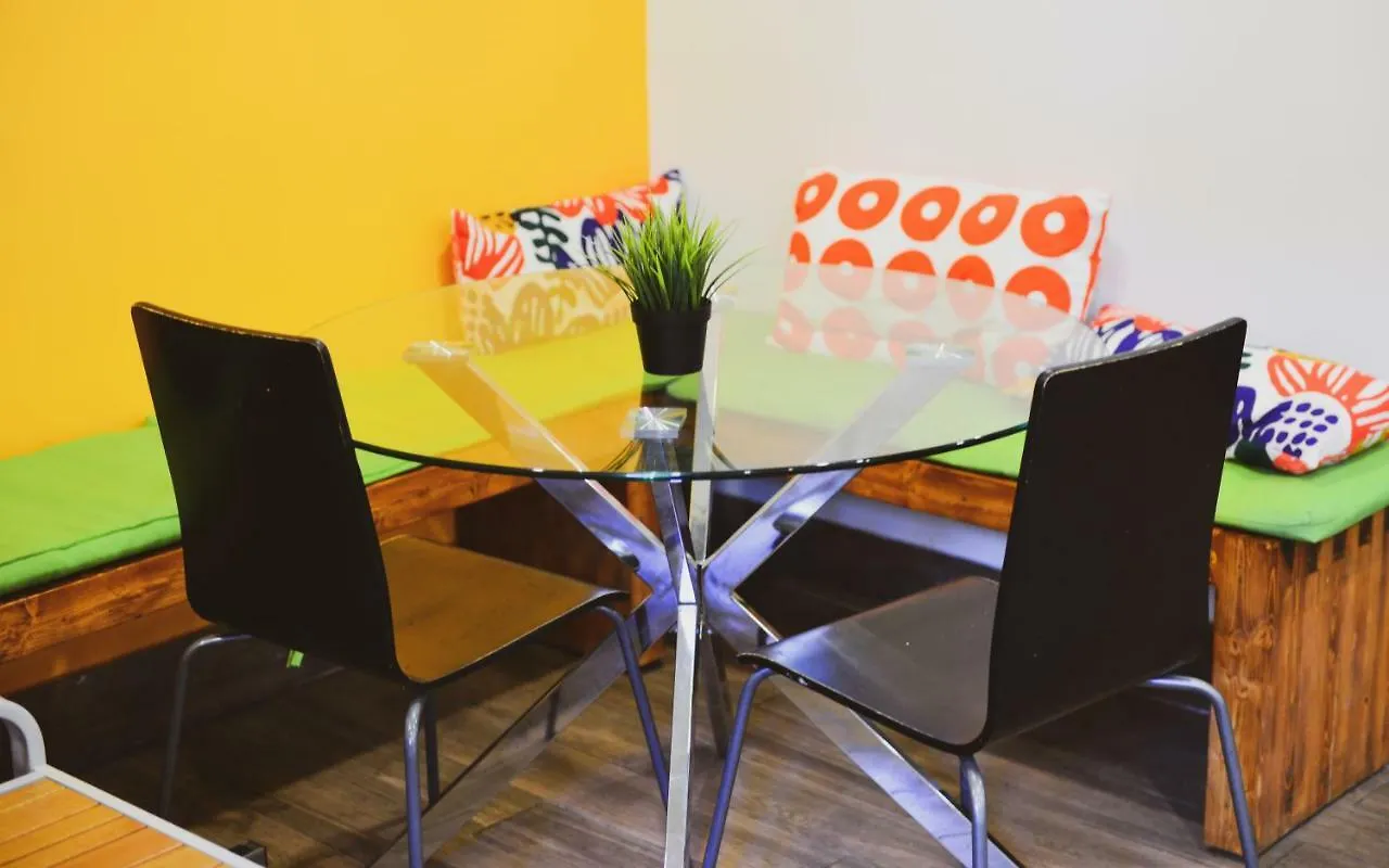 Kensington College Backpackers Hostel Toronto